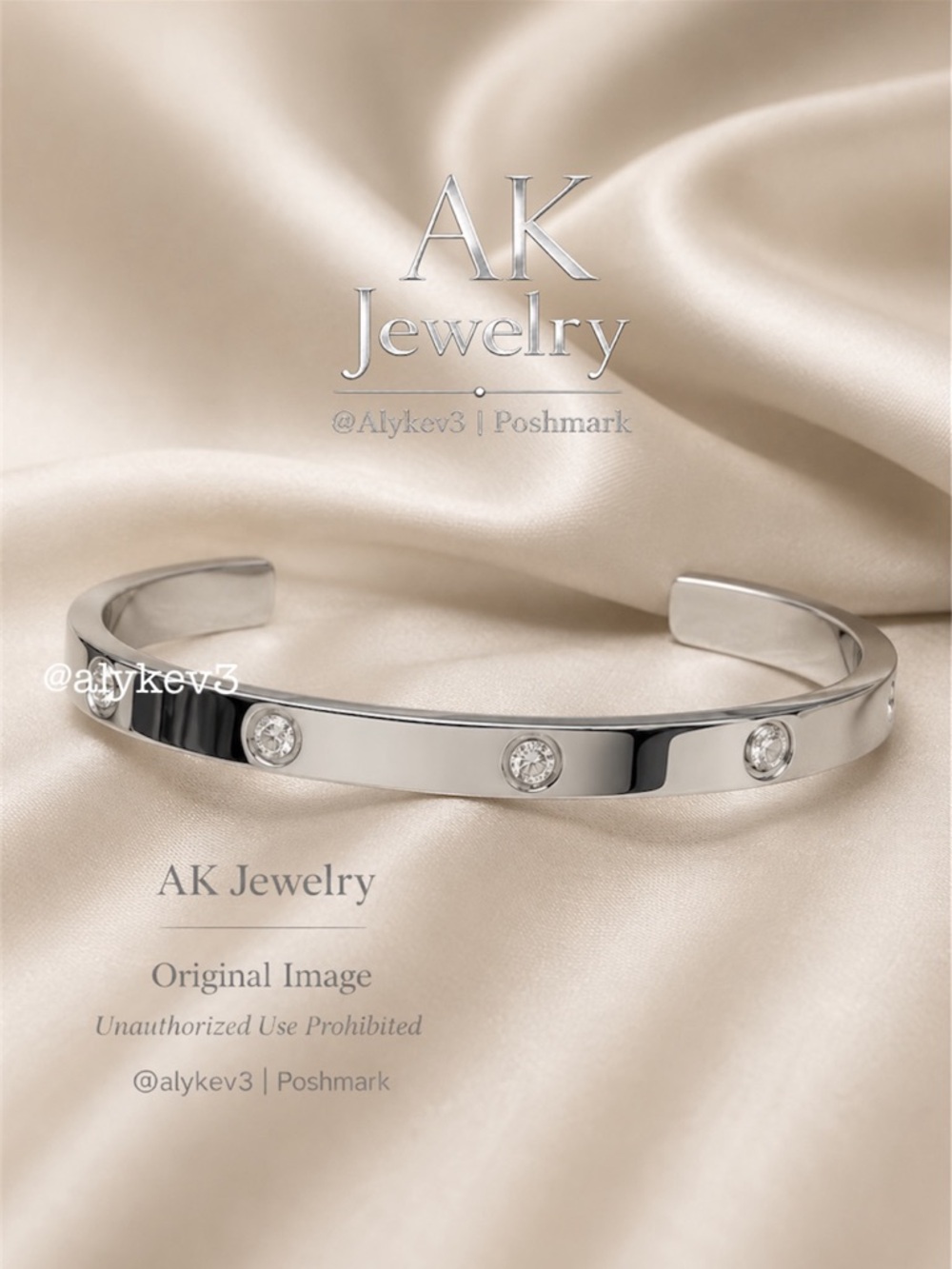 💎LUXURY White Gold Open Style Silver CZ Stones Bracelet, Bangle